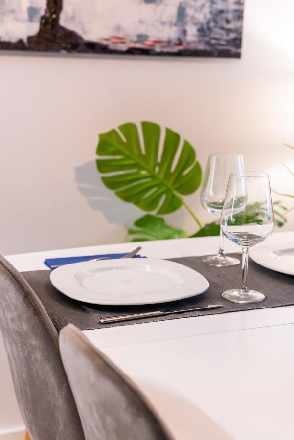 Impresionante Apartamento En Plaza De Galicia Vilagarcia de Arousa Bagian luar foto